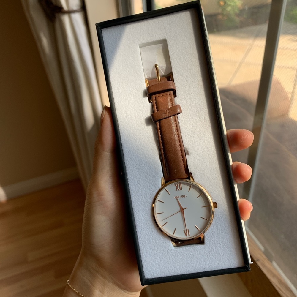 VINCERO WOMENS WATCH